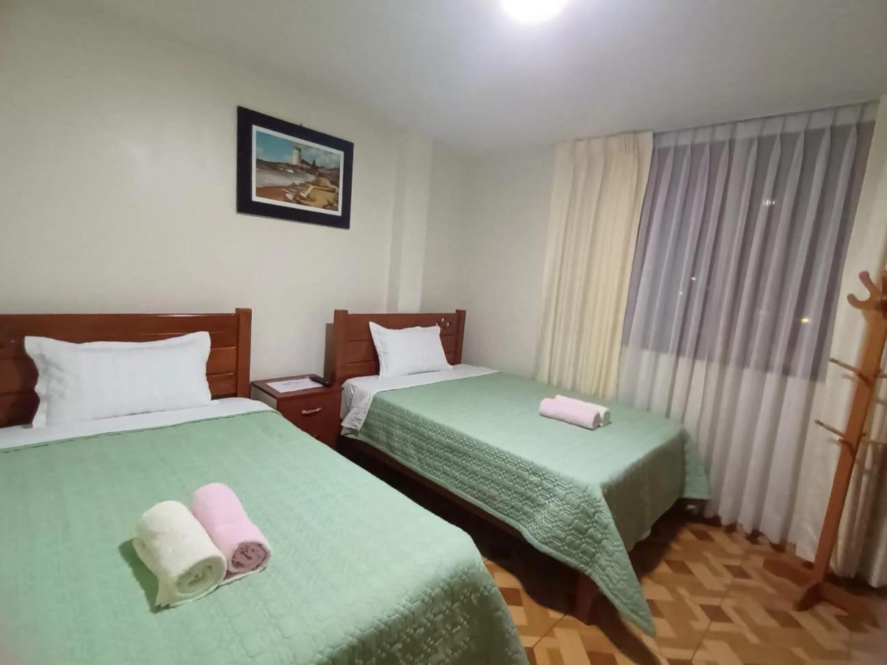 Close To Airport - Free One Time Pickup - A Y J Familia Distretto di Lima Esterno foto