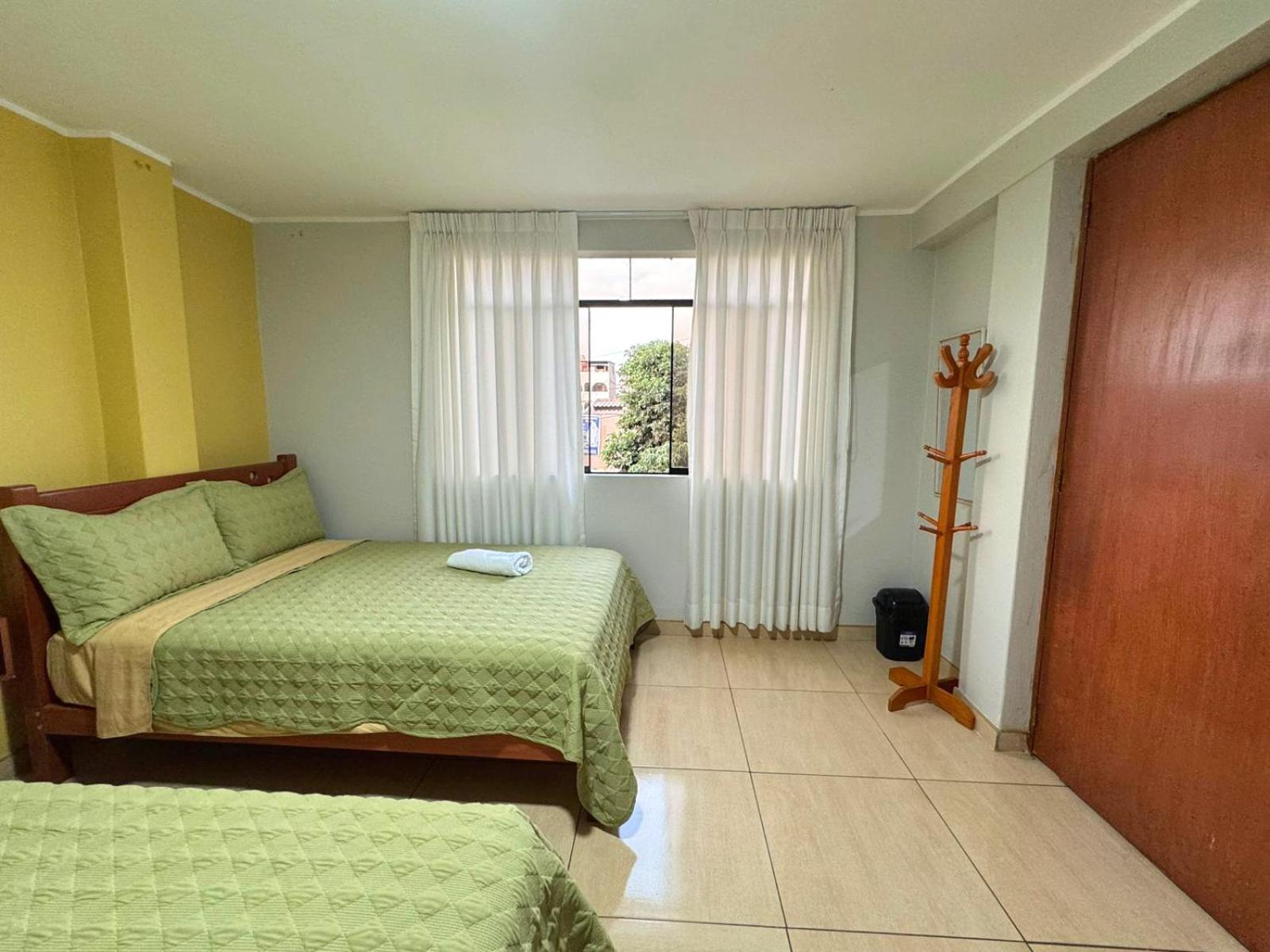 Close To Airport - Free One Time Pickup - A Y J Familia Distretto di Lima Esterno foto