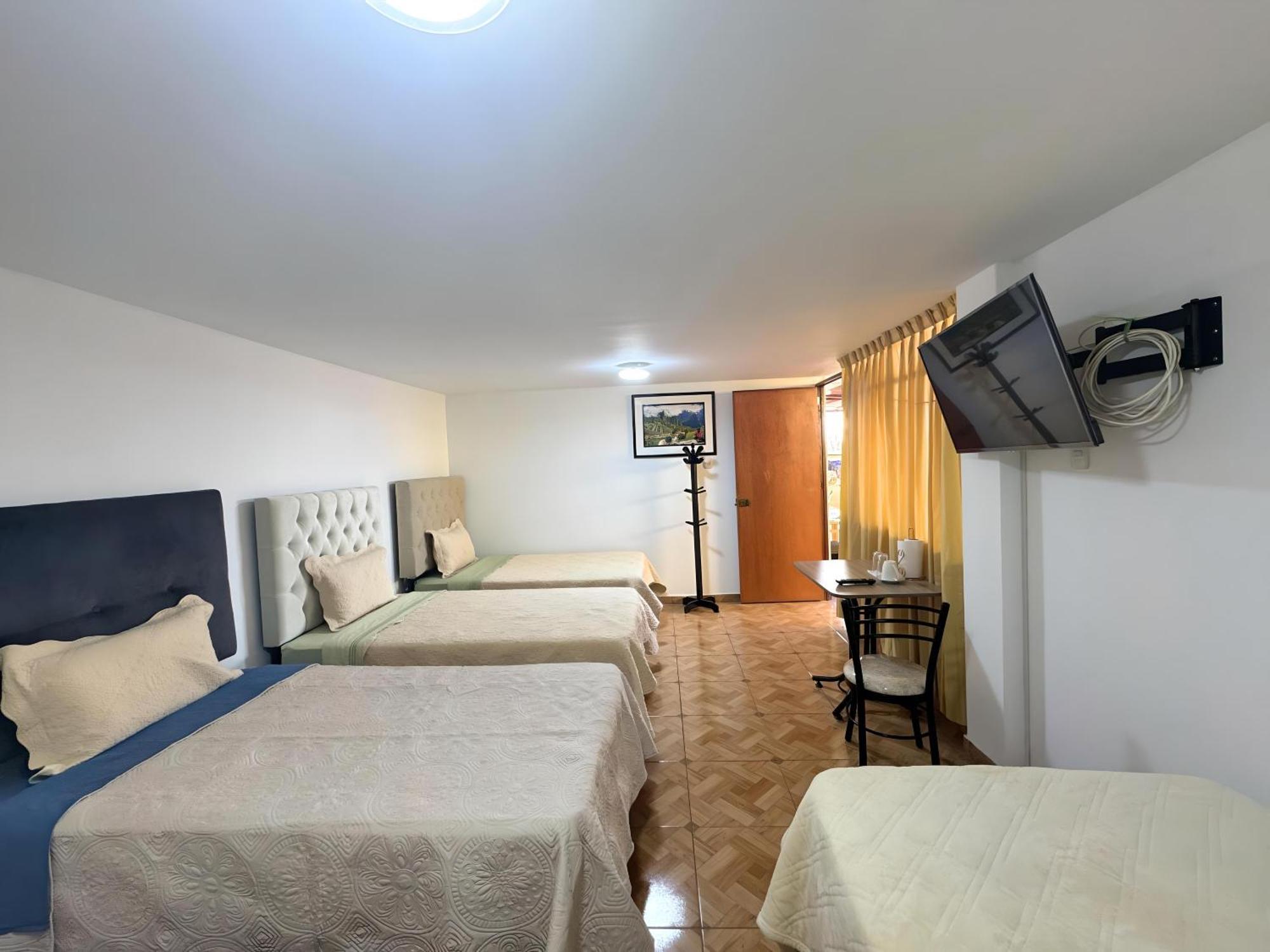 Close To Airport - Free One Time Pickup - A Y J Familia Distretto di Lima Esterno foto